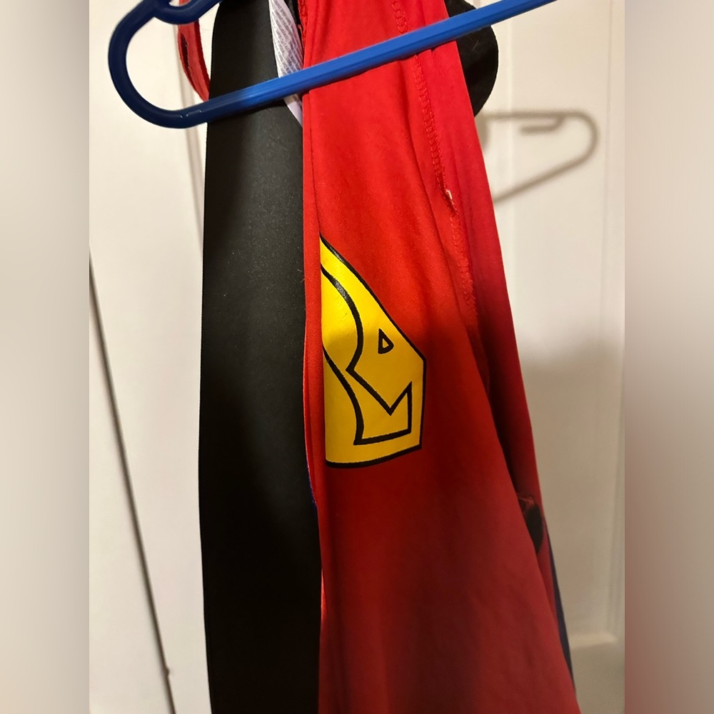 Superhero capes one size: Superman, Batman, captain America with masks